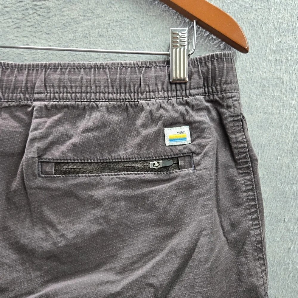 Vuori Men Activewear Shorts L Gray Organic Cotton Ripstop Climber 7